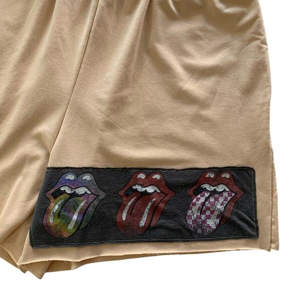 Via Penny Lane Reworked Apparel | The Rolling Stones Graphic Shorts XL - Picture 5 of 10